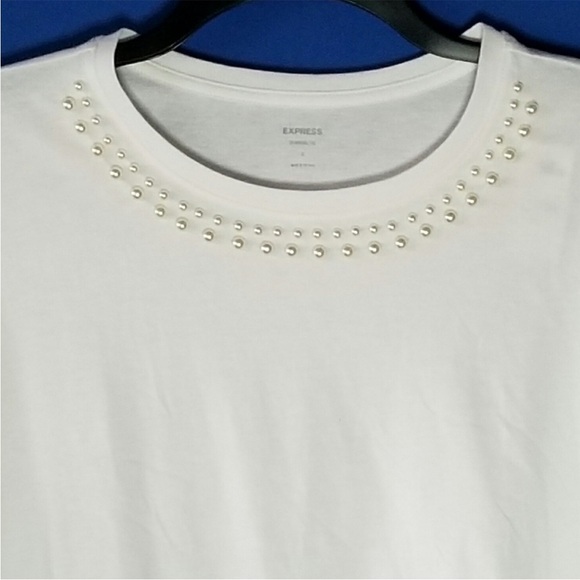 Express White Short Sleeve Skimming Pearl Neckline Detail T- Shirt Top - Picture 5 of 9